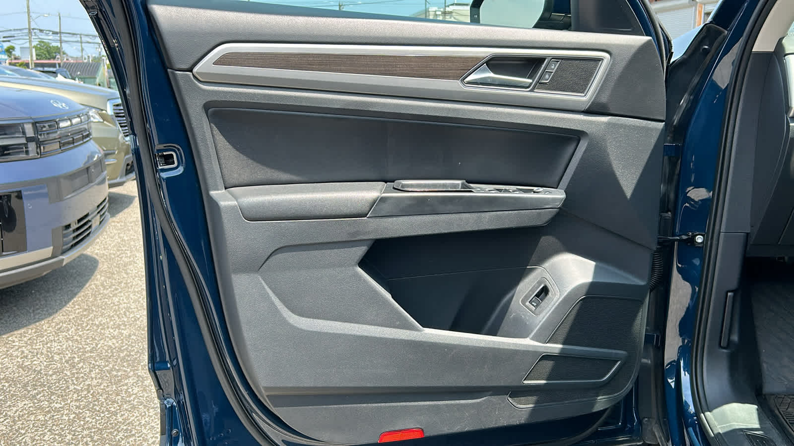 used 2019 Volkswagen Atlas car, priced at $21,902