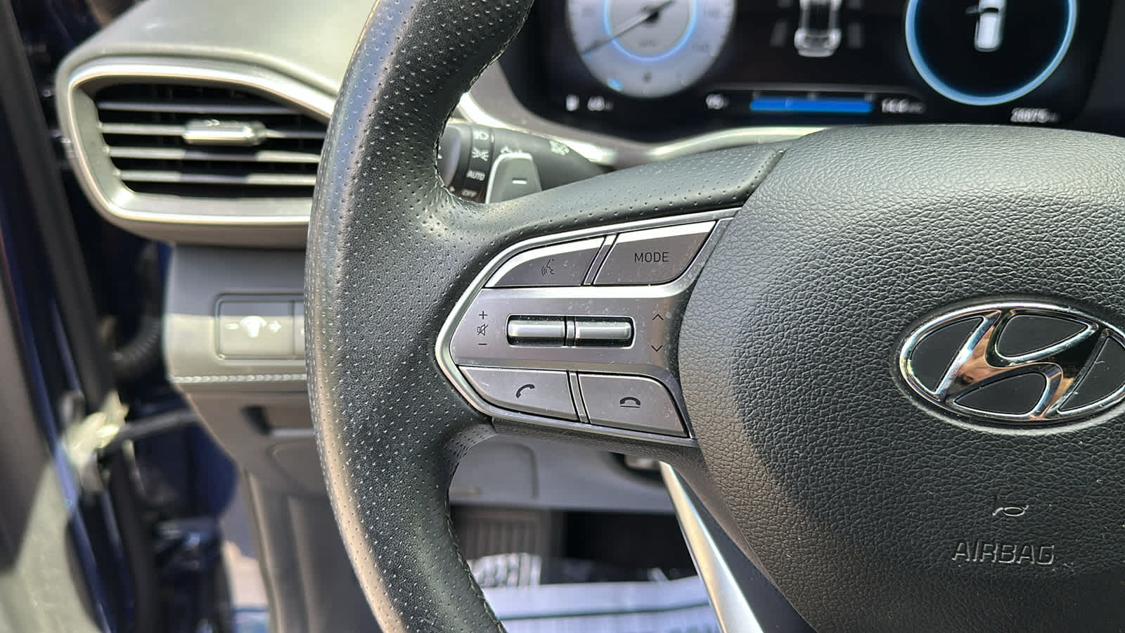 used 2022 Hyundai Santa Fe car, priced at $30,807