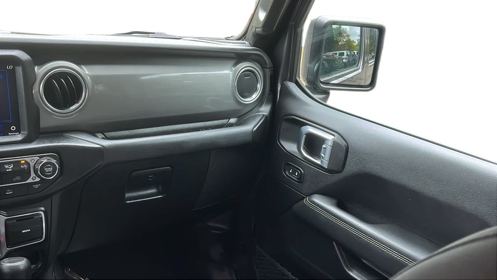 used 2023 Jeep Gladiator car, priced at $30,933