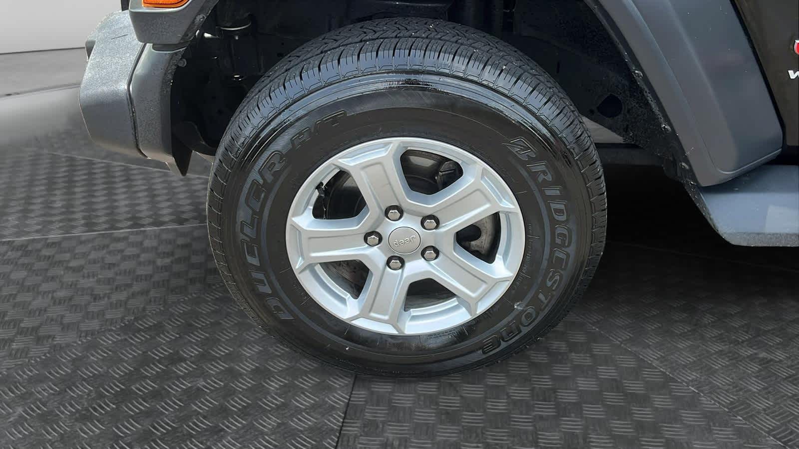 used 2020 Jeep Wrangler Unlimited car, priced at $26,984