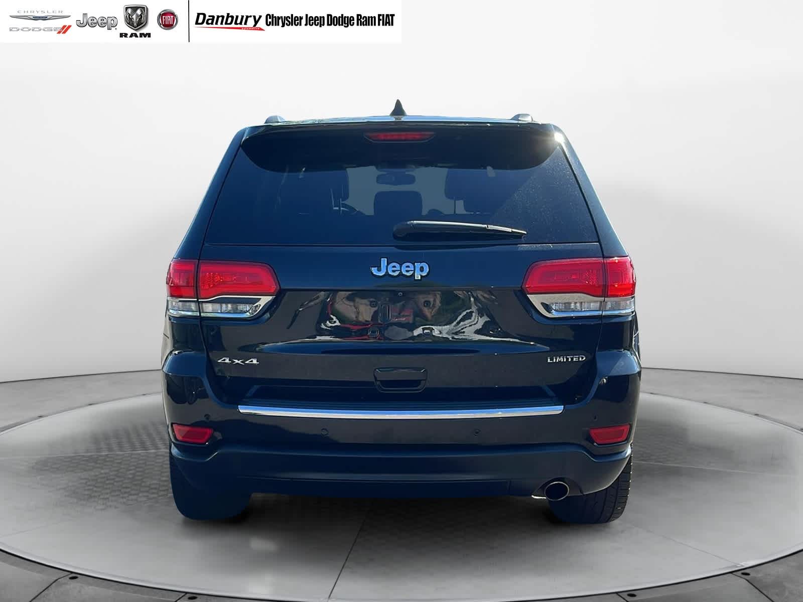 used 2015 Jeep Grand Cherokee car, priced at $9,772