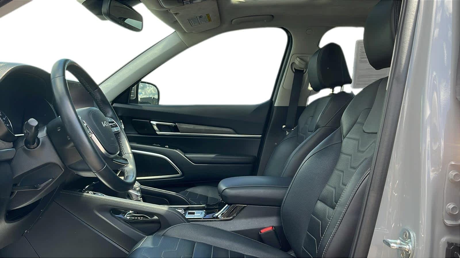 used 2022 Kia Telluride car, priced at $40,979