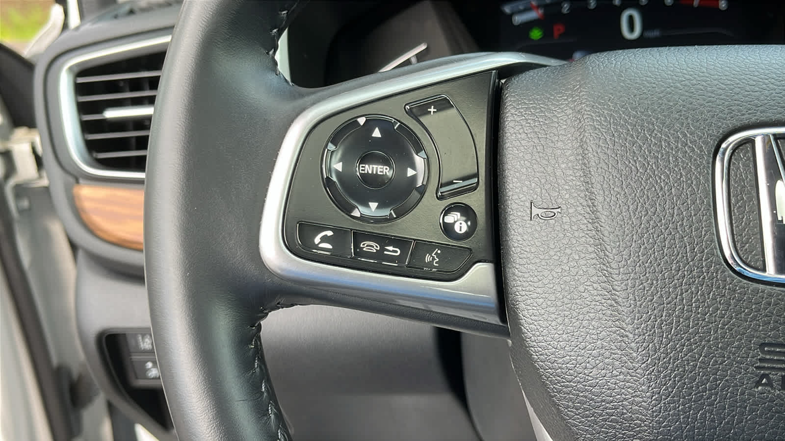 used 2022 Honda CR-V car, priced at $30,997