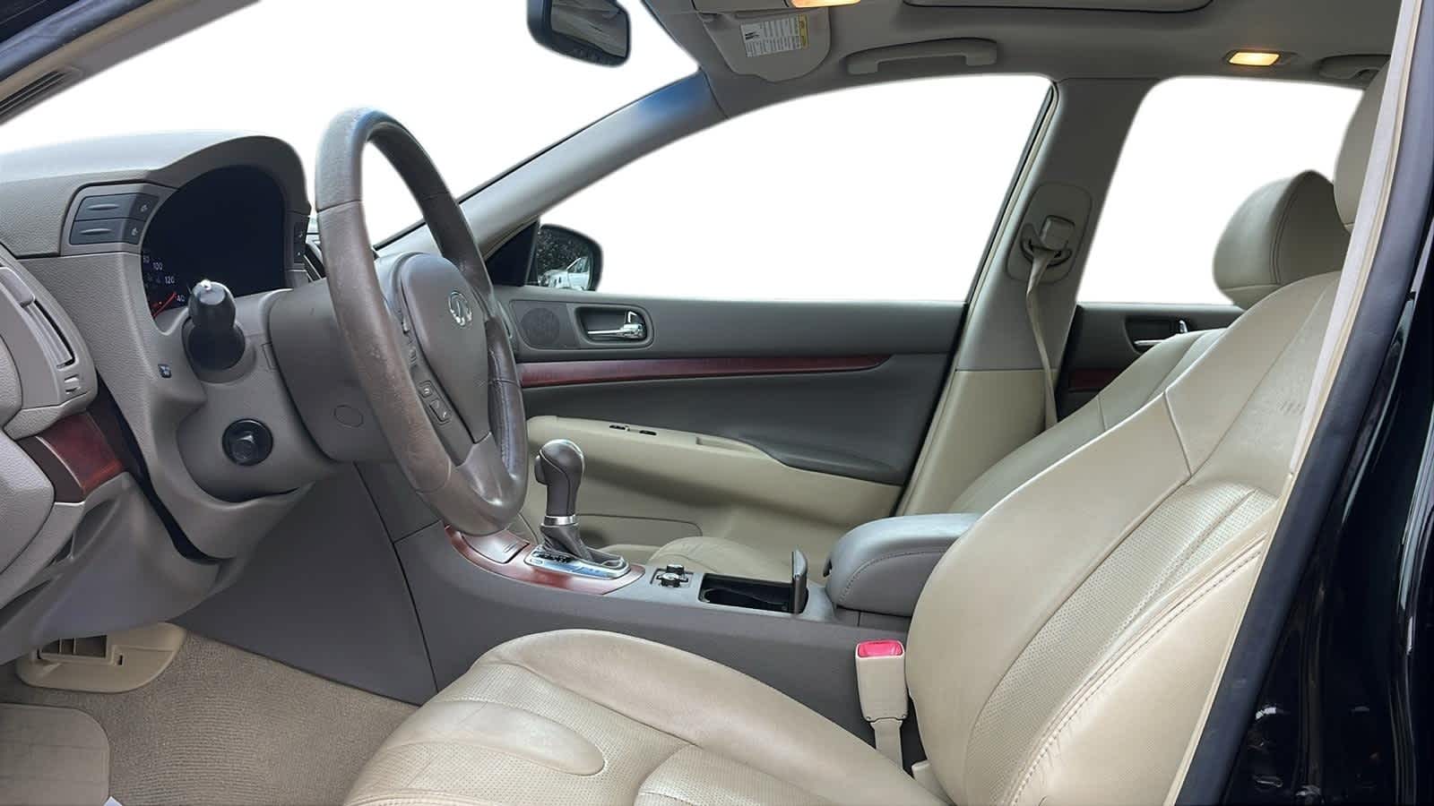 used 2009 INFINITI G37 car, priced at $9,734