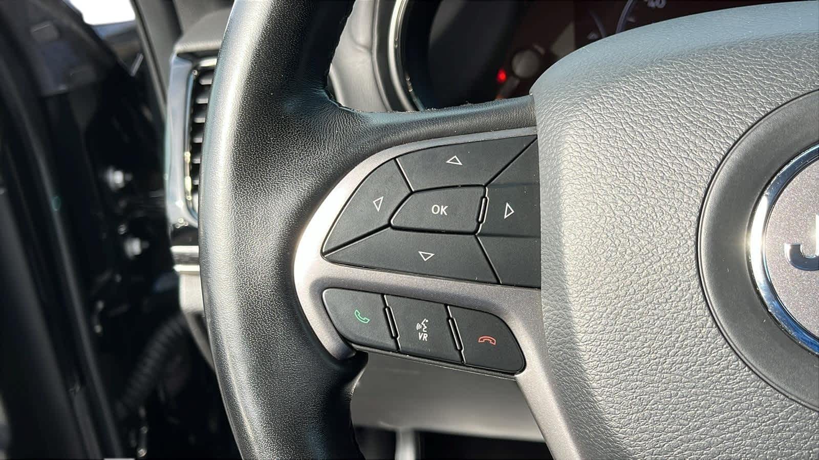 used 2021 Jeep Grand Cherokee car, priced at $28,881