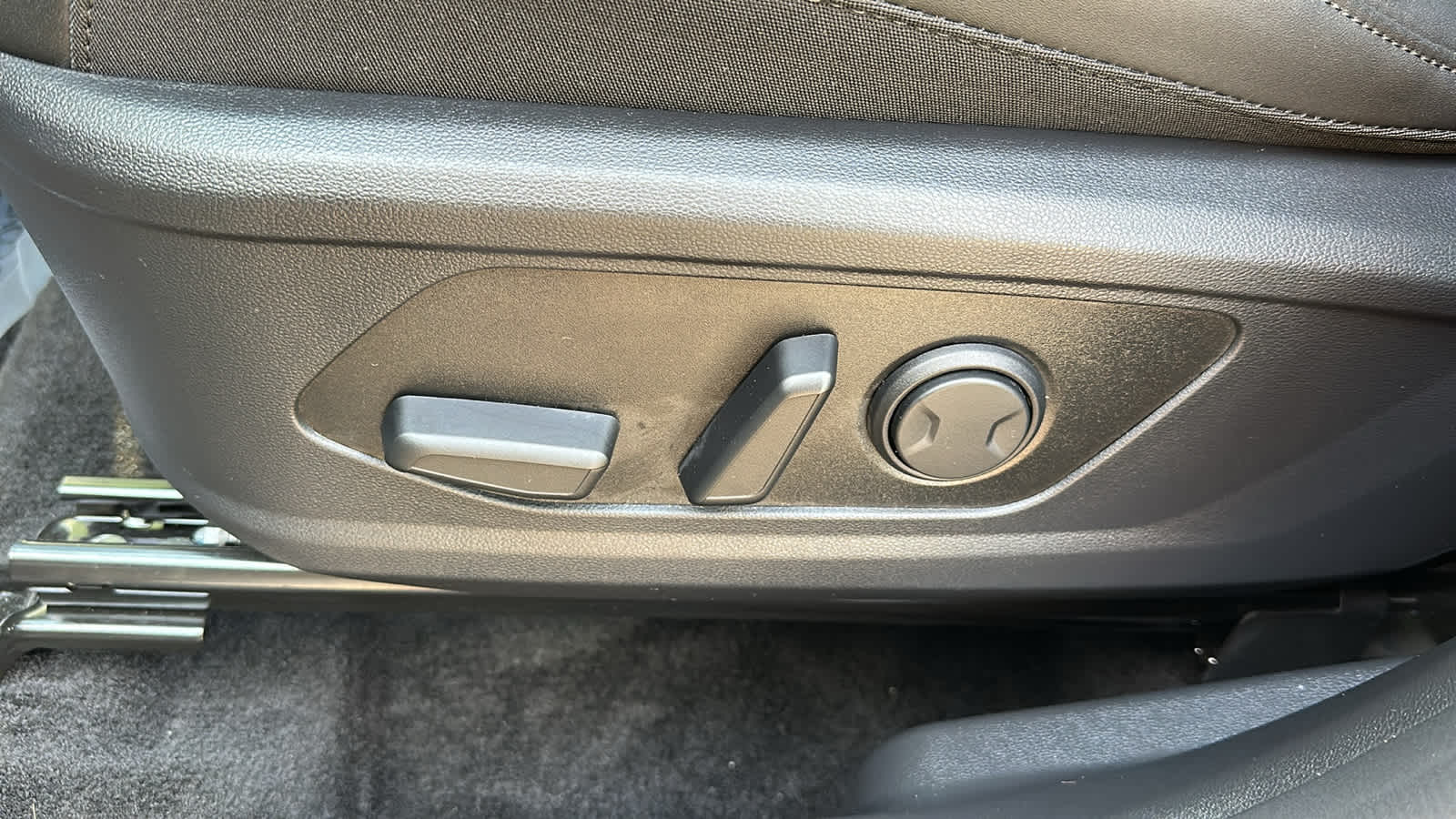 used 2025 Hyundai Tucson Hybrid car, priced at $35,901