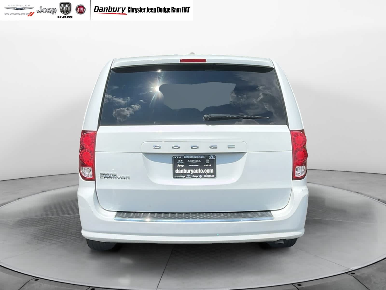 used 2015 Dodge Grand Caravan car, priced at $10,304