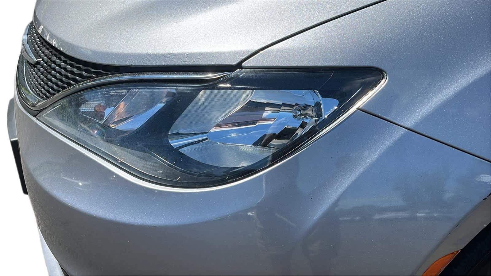 used 2017 Chrysler Pacifica car, priced at $11,977