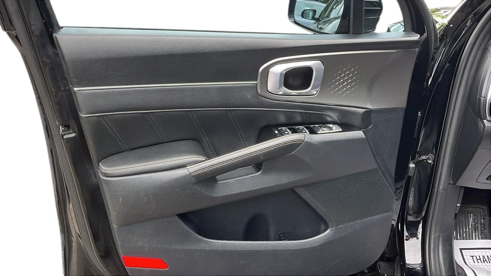 used 2023 Kia Sorento car, priced at $36,464