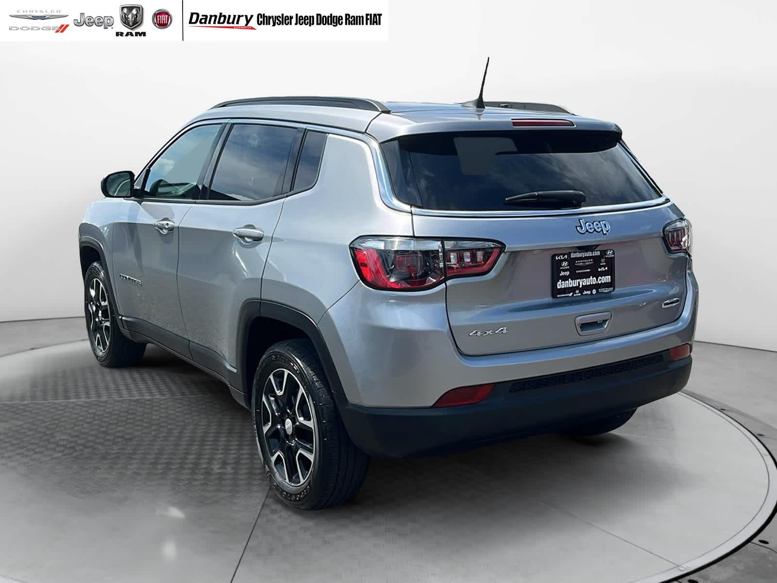 used 2022 Jeep Compass car, priced at $23,940