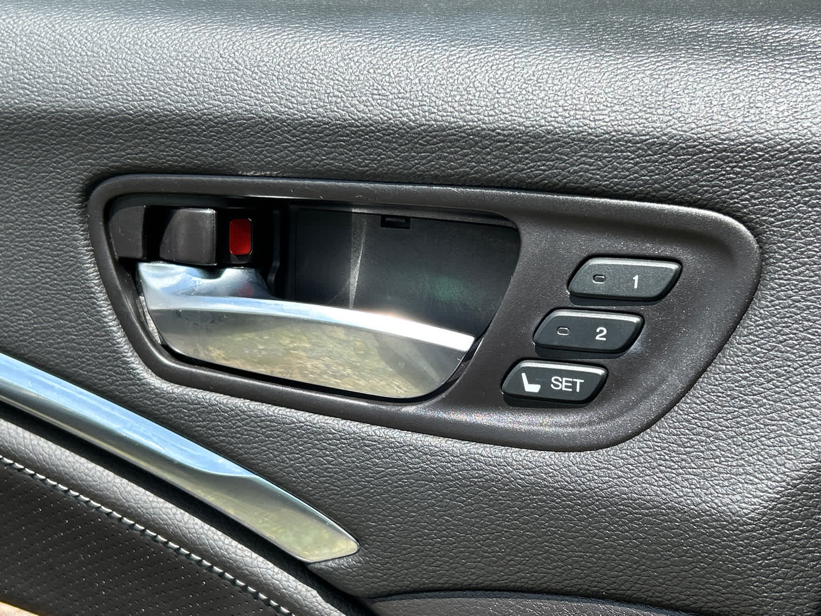used 2020 Acura MDX car, priced at $29,903