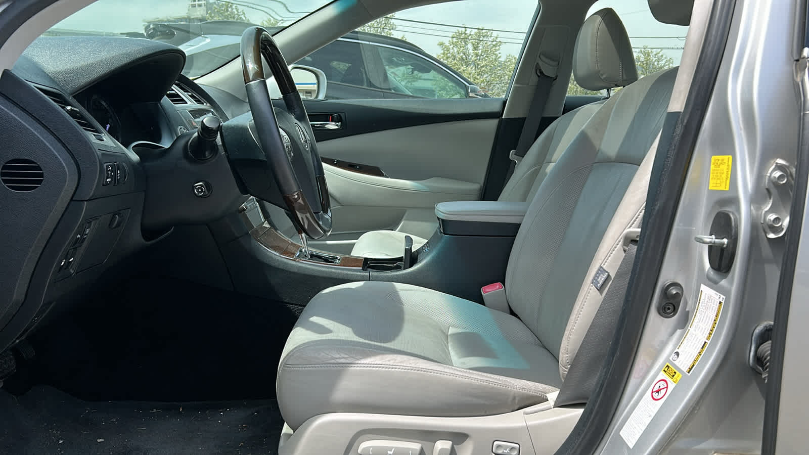 used 2011 Lexus ES 350 car, priced at $13,608