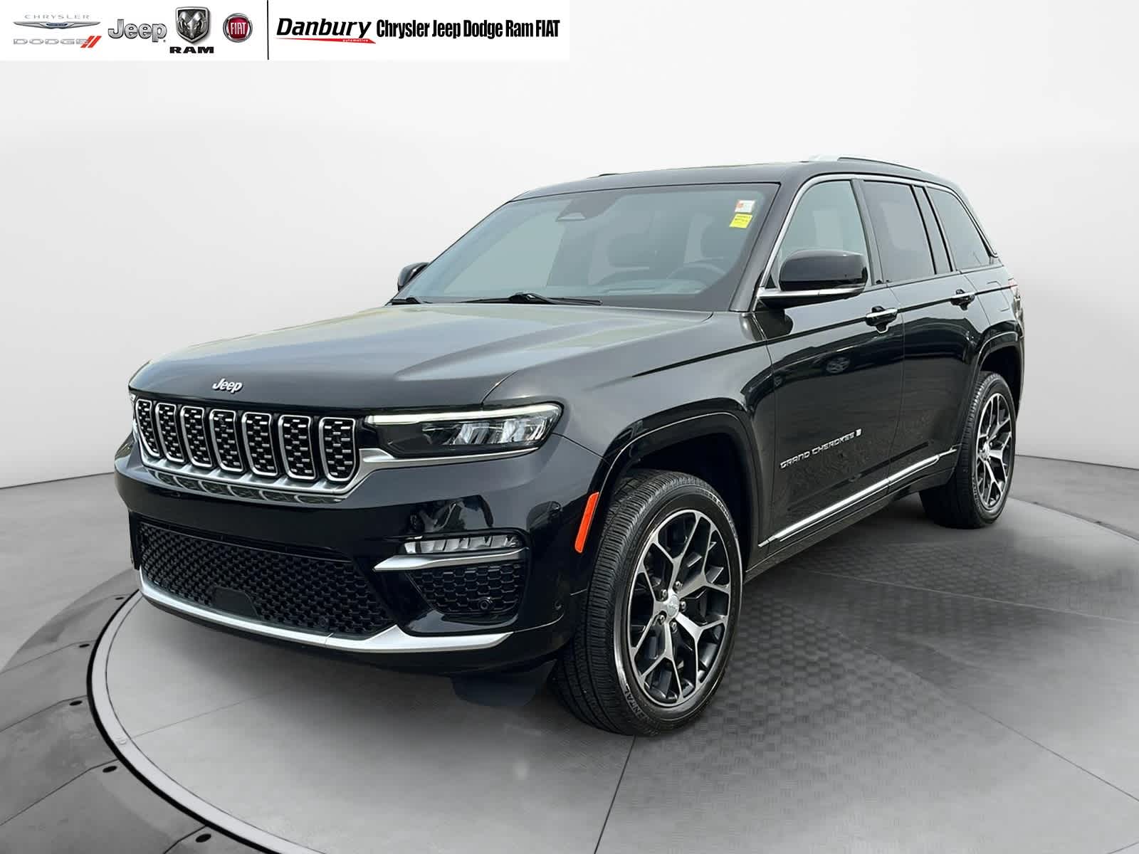 used 2022 Jeep Grand Cherokee car, priced at $48,493