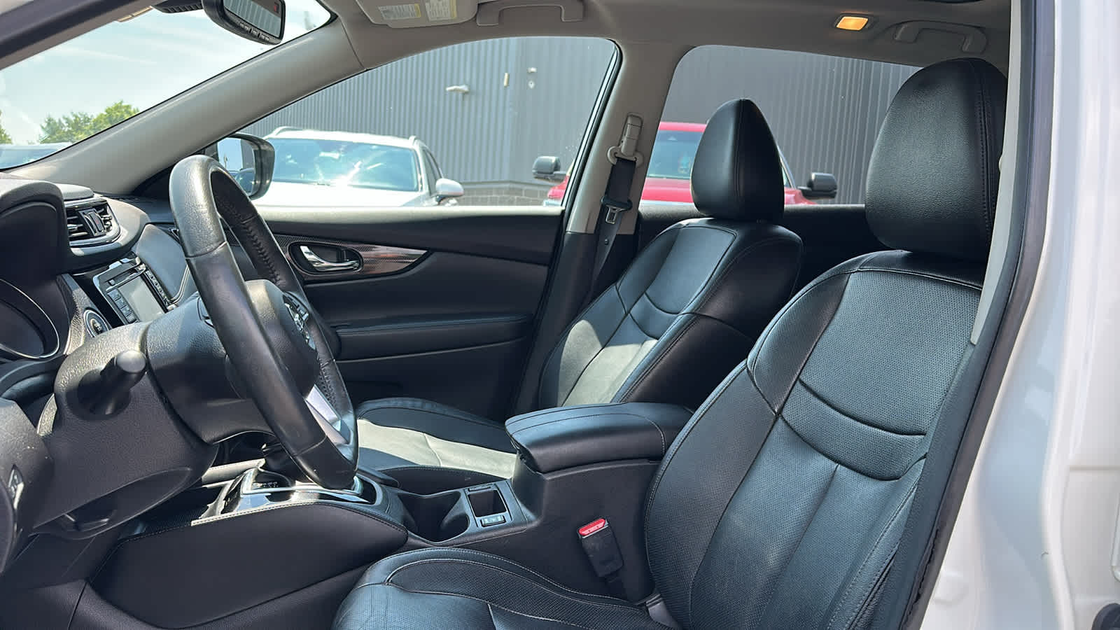 used 2017 Nissan Rogue car, priced at $16,507