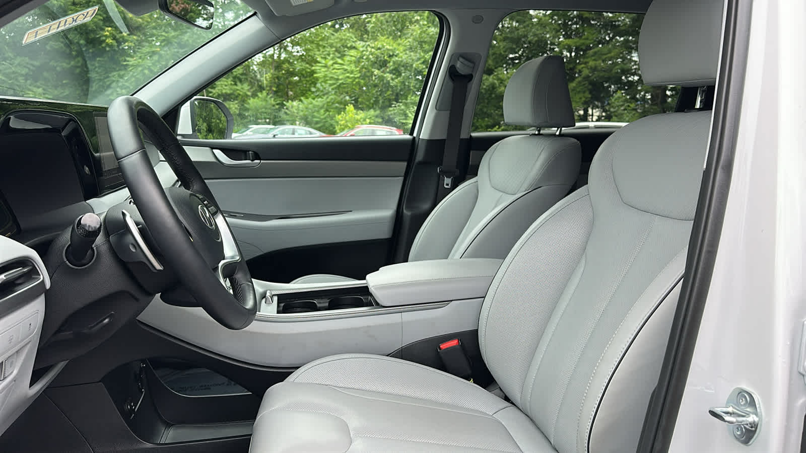 used 2025 Hyundai Palisade car, priced at $40,908