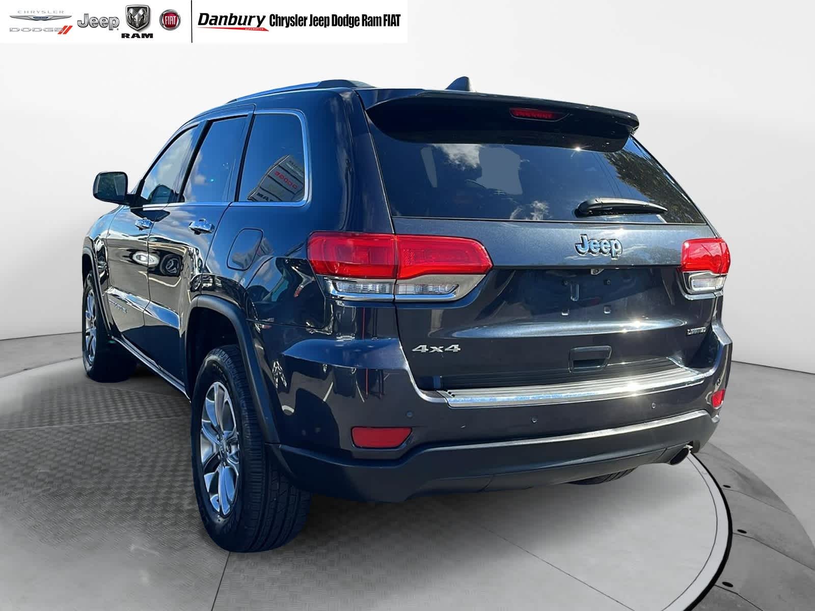 used 2015 Jeep Grand Cherokee car, priced at $7,498