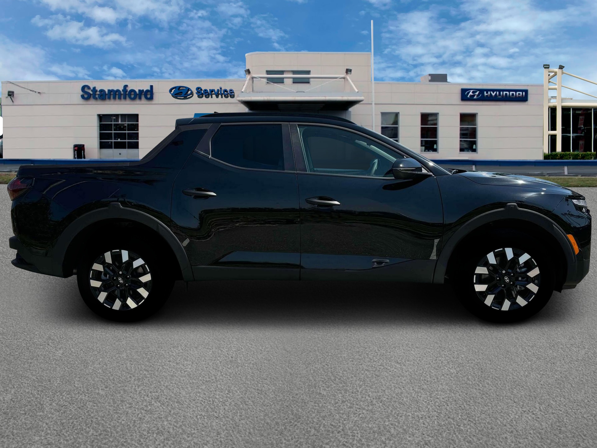 new 2025 Hyundai Santa Cruz car, priced at $37,020