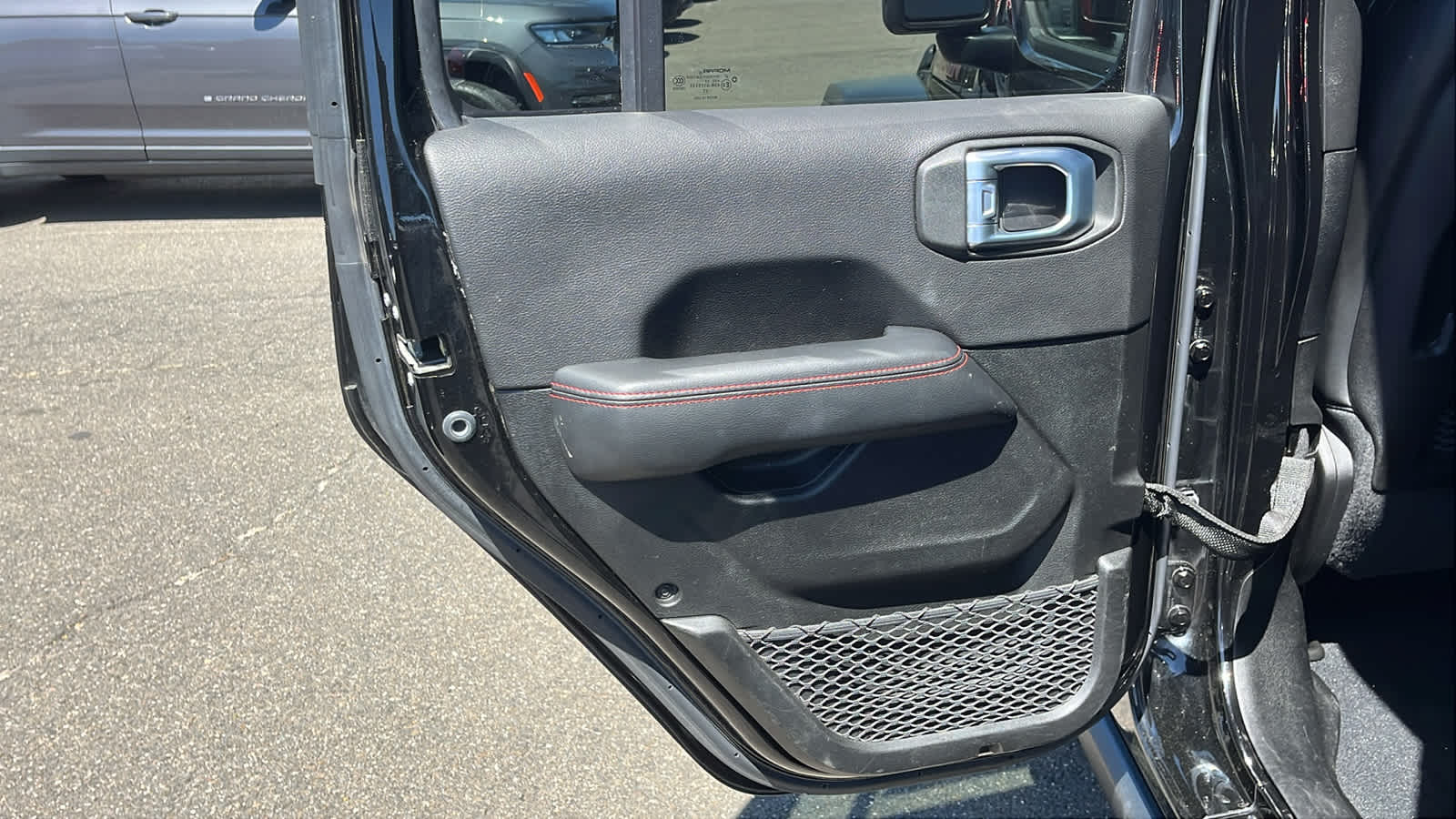 used 2022 Jeep Wrangler car, priced at $37,327