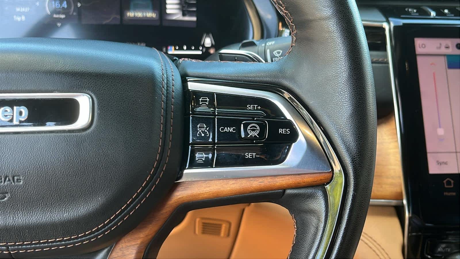 used 2022 Jeep Grand Cherokee car, priced at $43,503