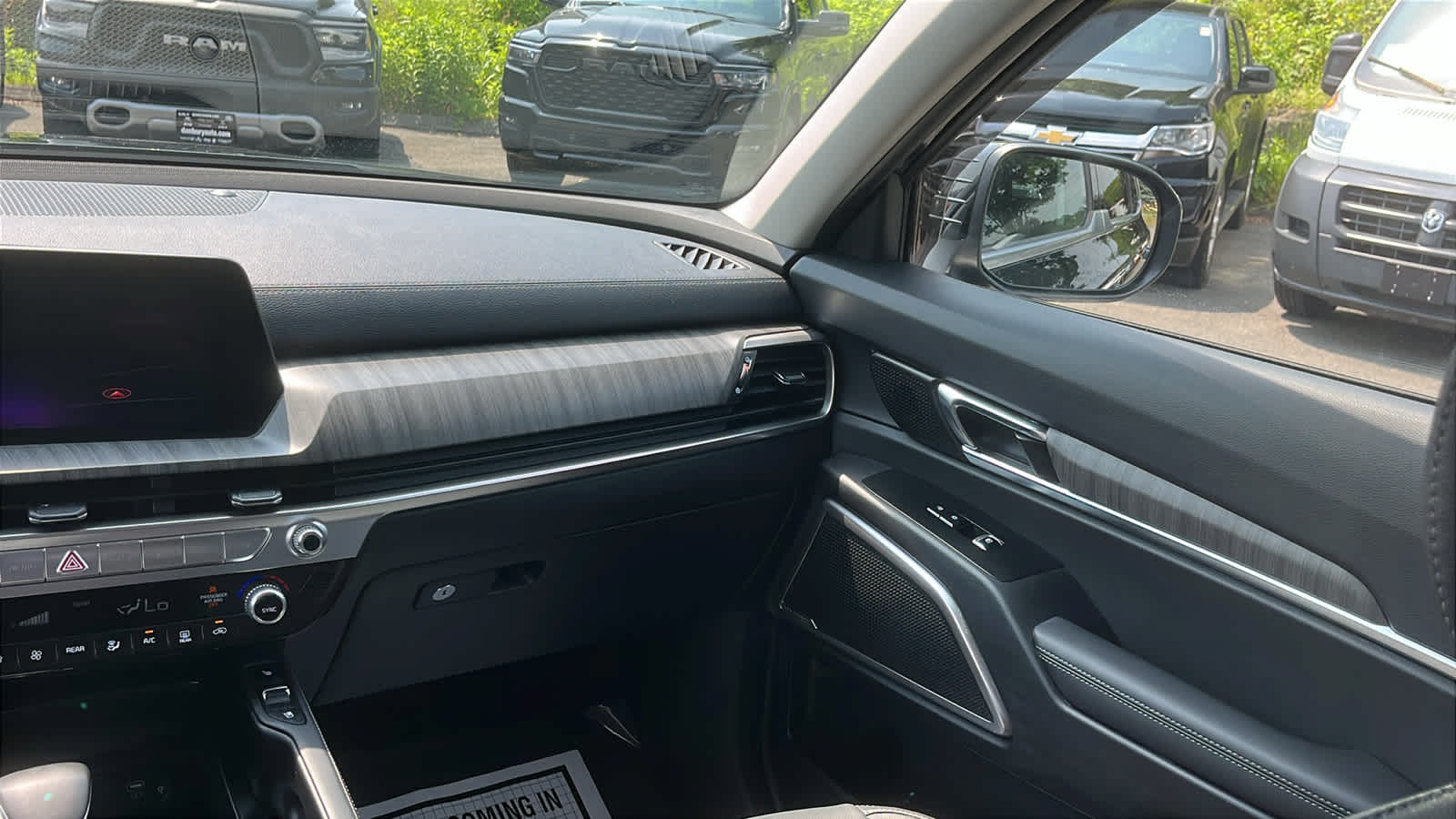 used 2024 Kia Telluride car, priced at $46,723