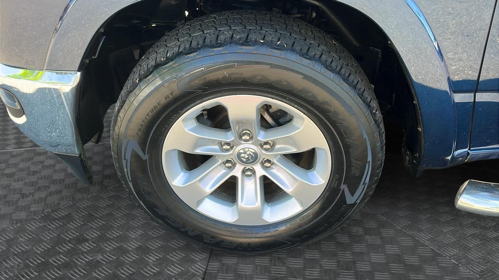 used 2021 Ram 1500 car, priced at $35,984