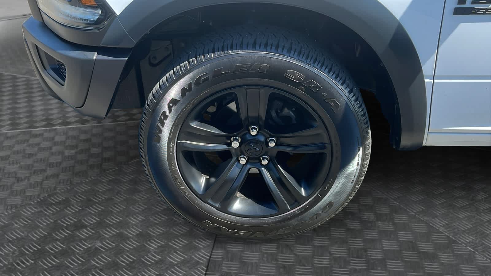 used 2022 Ram 1500 Classic car, priced at $33,280
