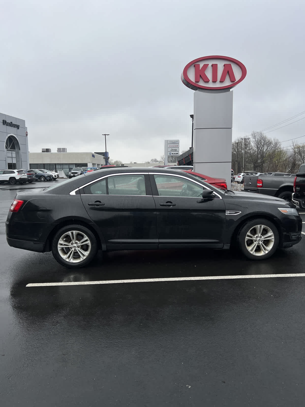 used 2014 Ford Taurus car, priced at $6,983