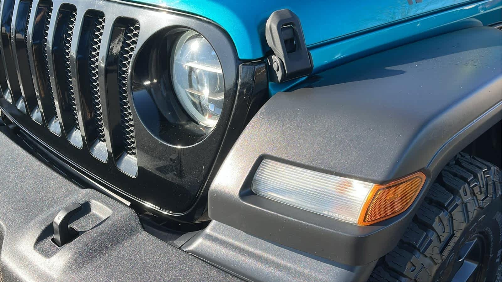 used 2020 Jeep Wrangler Unlimited car, priced at $22,327