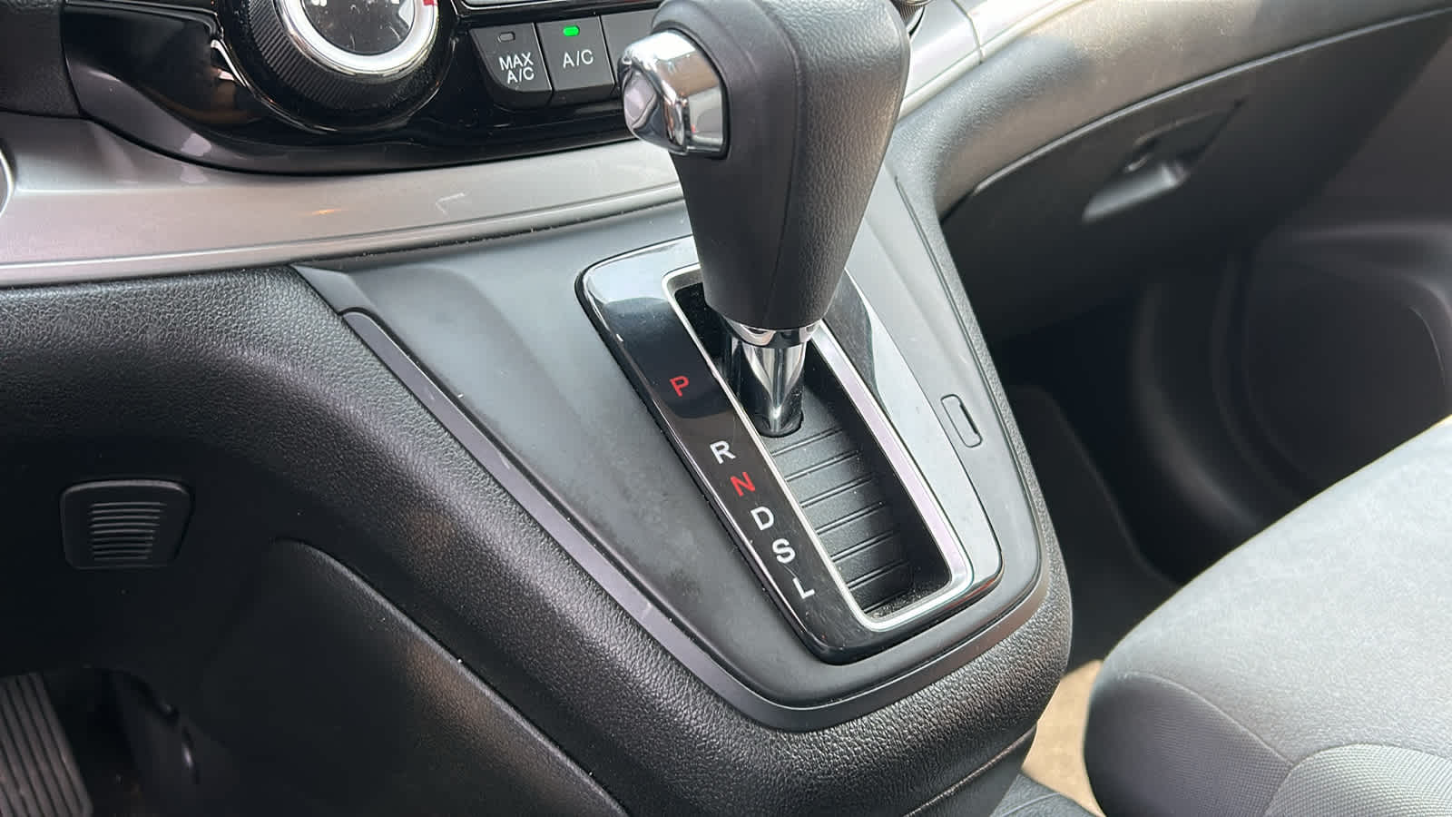 used 2015 Honda CR-V car, priced at $12,905