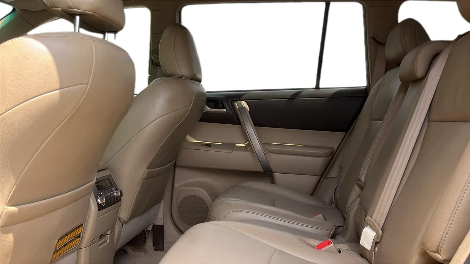 used 2010 Toyota Highlander car, priced at $8,440