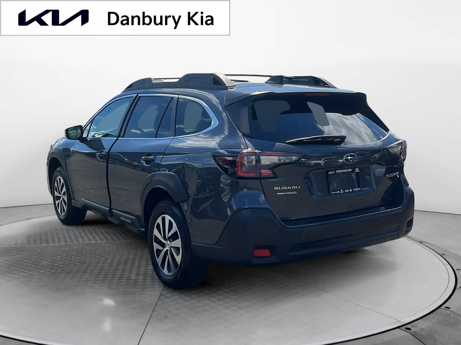 used 2023 Subaru Outback car, priced at $28,456