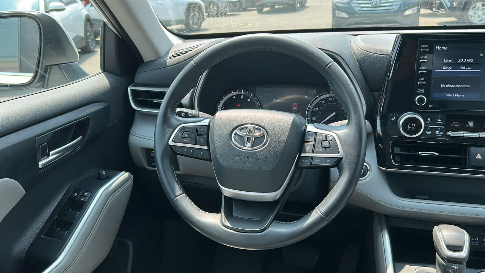 used 2022 Toyota Highlander car, priced at $36,307