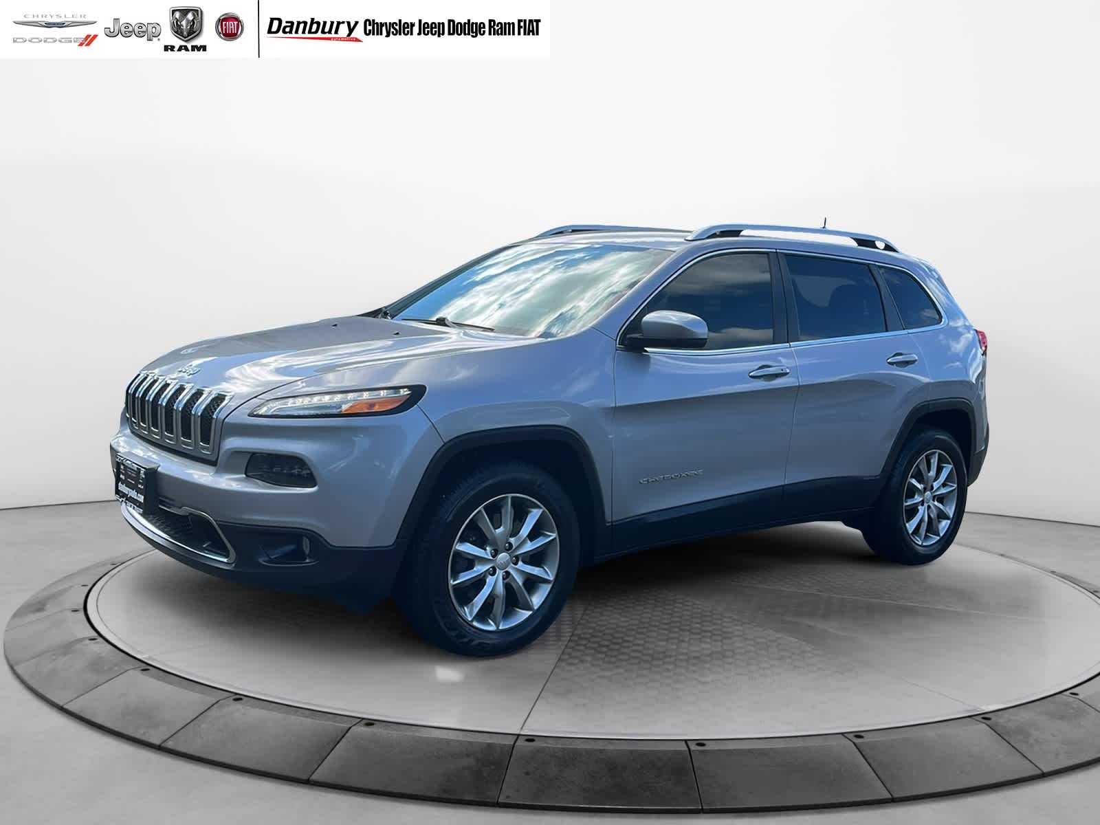 used 2018 Jeep Cherokee car, priced at $15,672