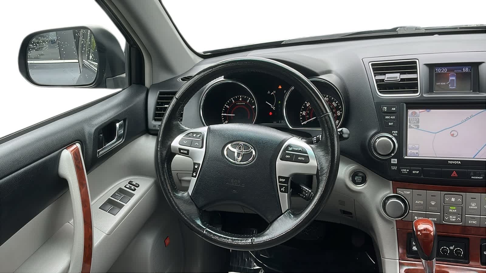 used 2012 Toyota Highlander car, priced at $16,564