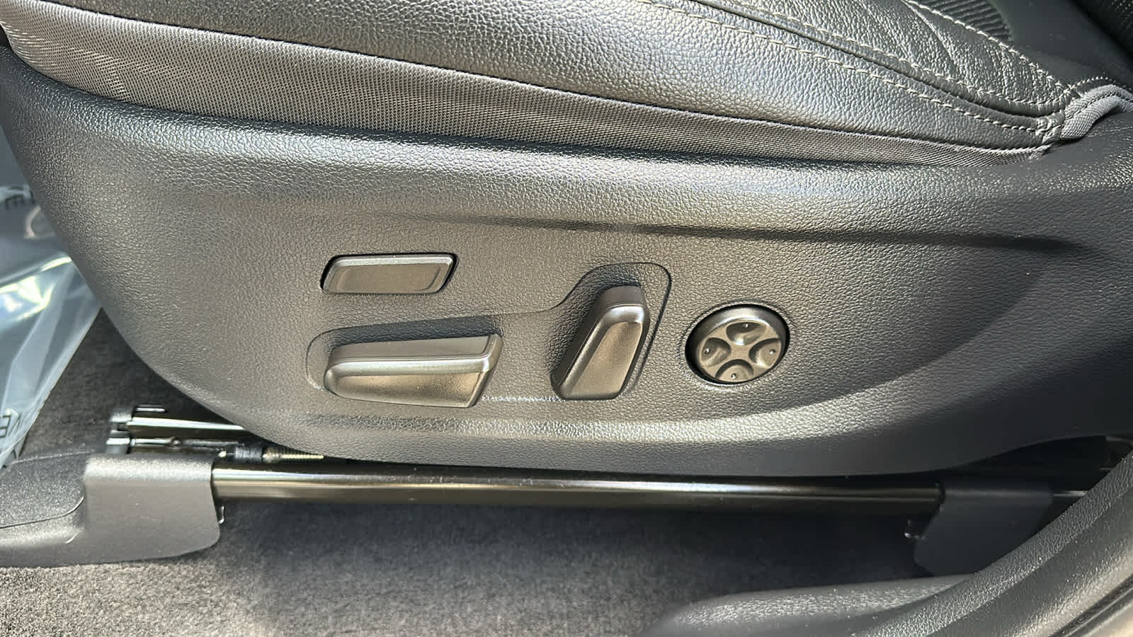 used 2020 Hyundai Santa Fe car, priced at $23,609