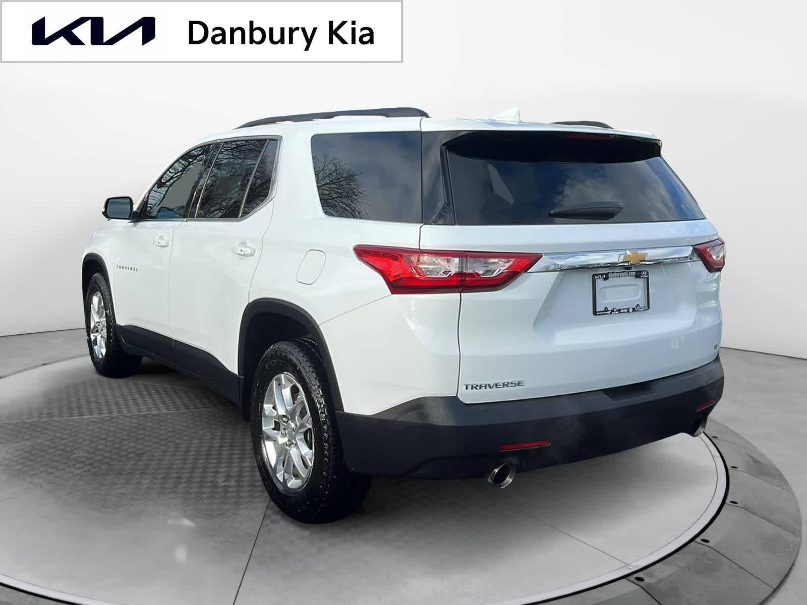 used 2019 Chevrolet Traverse car, priced at $19,358