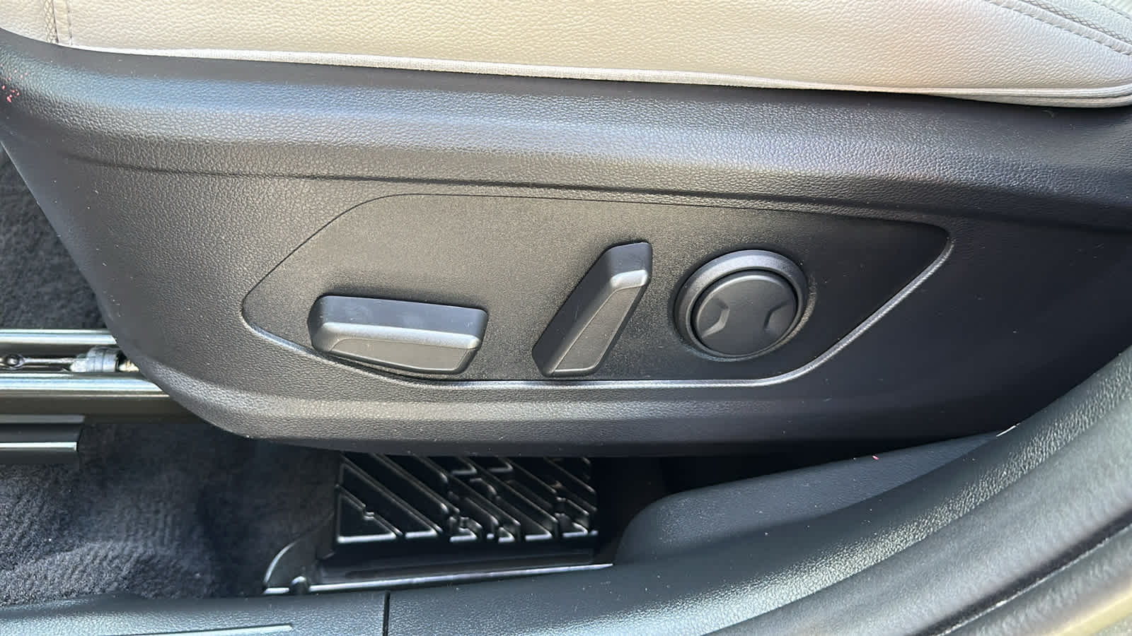 used 2022 Hyundai Tucson car, priced at $25,905