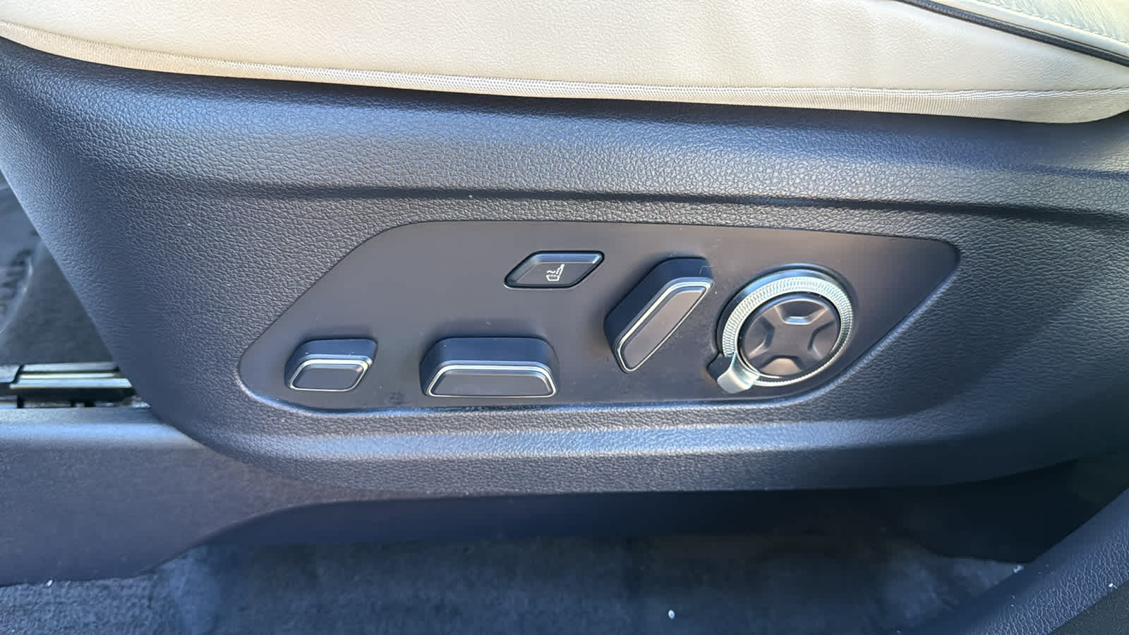 used 2023 Hyundai Palisade car, priced at $40,447