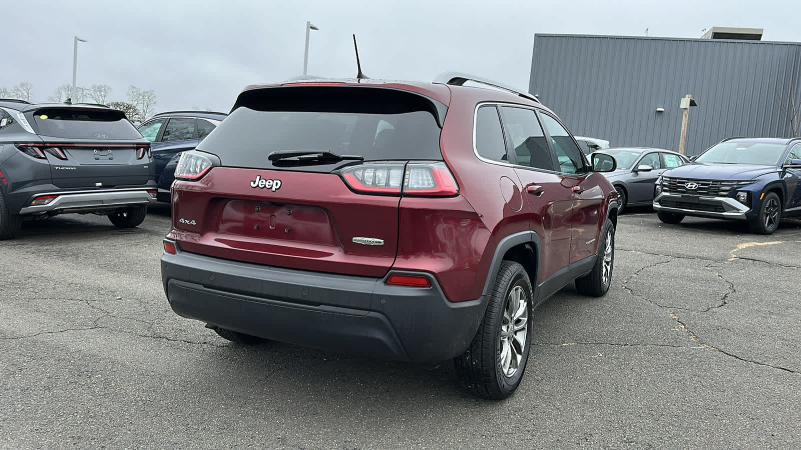 used 2021 Jeep Cherokee car, priced at $19,403