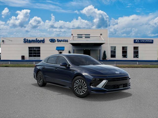 new 2025 Hyundai Sonata Hybrid car, priced at $32,710