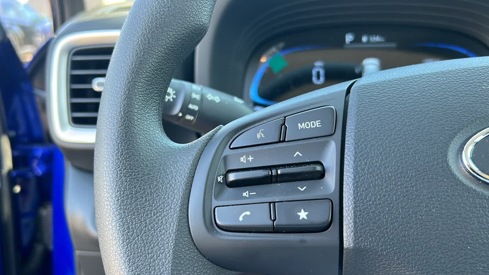 used 2025 Hyundai Venue car, priced at $20,803