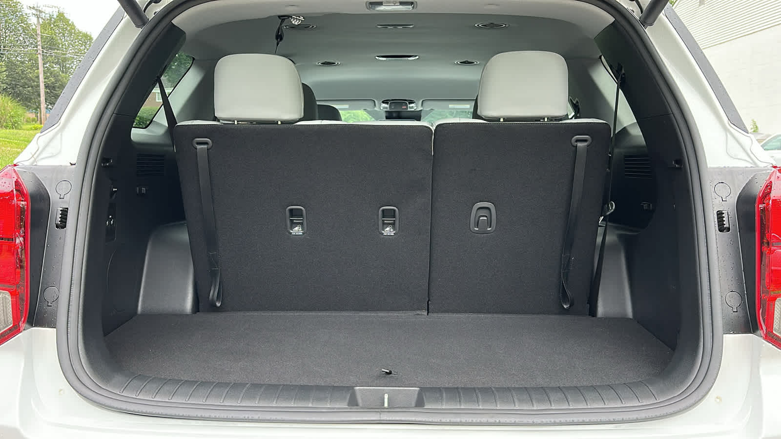 used 2025 Hyundai Palisade car, priced at $40,908