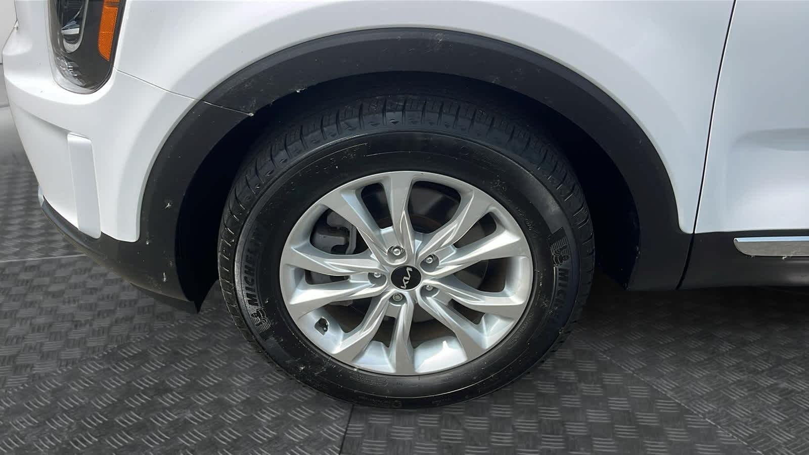 used 2022 Kia Telluride car, priced at $32,784
