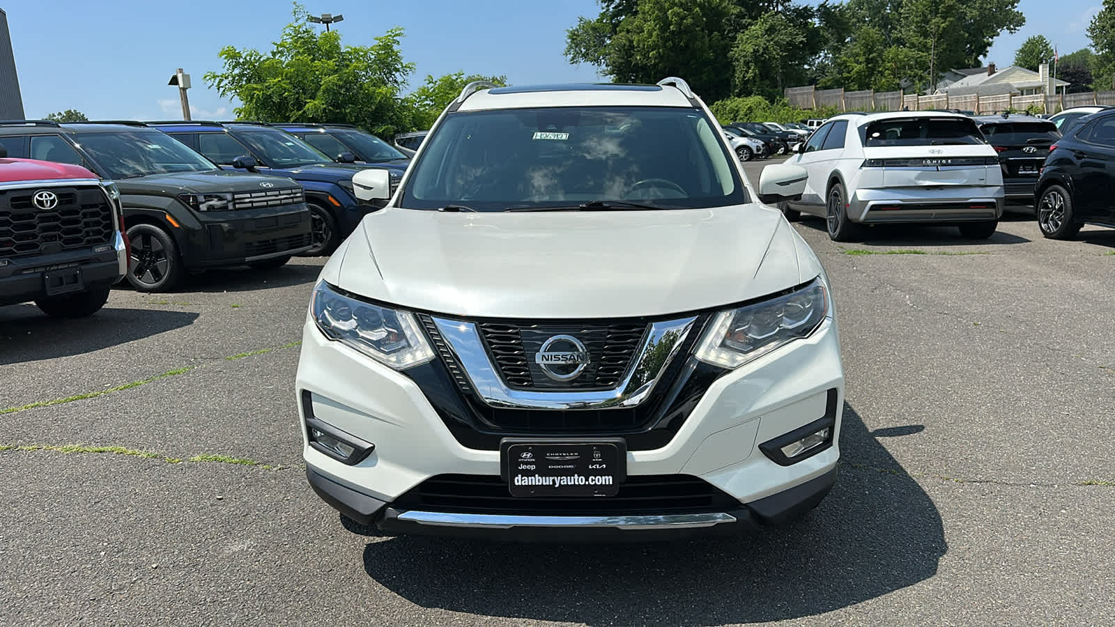 used 2017 Nissan Rogue car, priced at $16,507