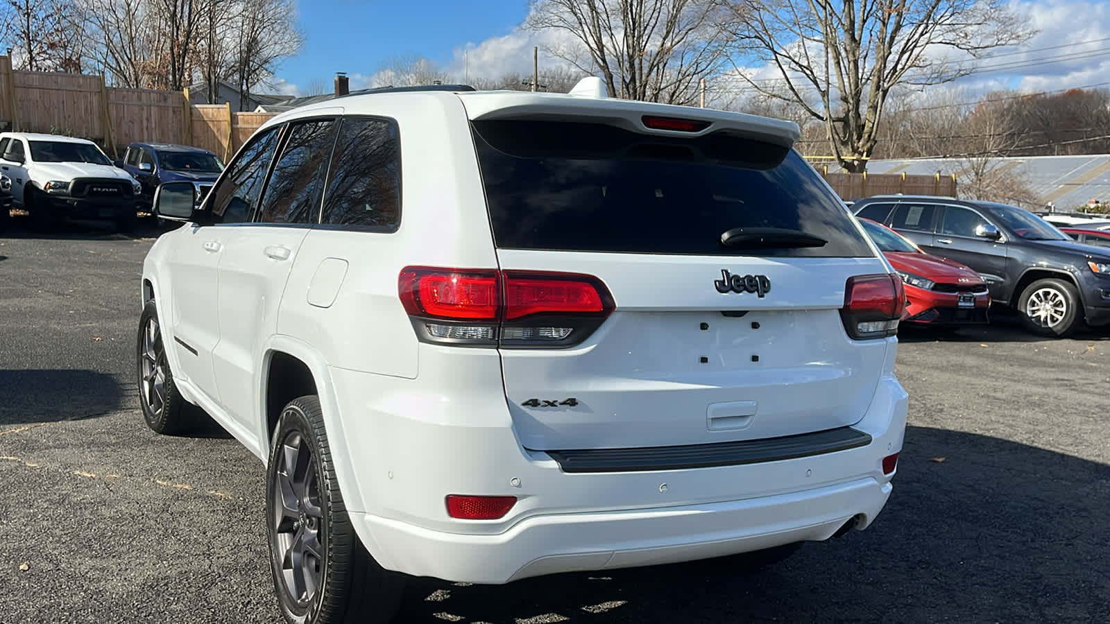 used 2021 Jeep Grand Cherokee car, priced at $31,498