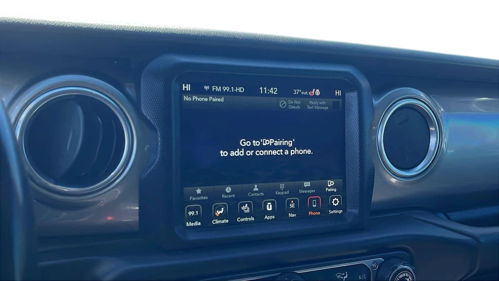 used 2021 Jeep Gladiator car, priced at $30,847
