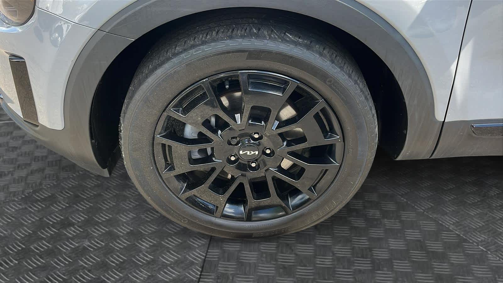 used 2022 Kia Telluride car, priced at $40,979