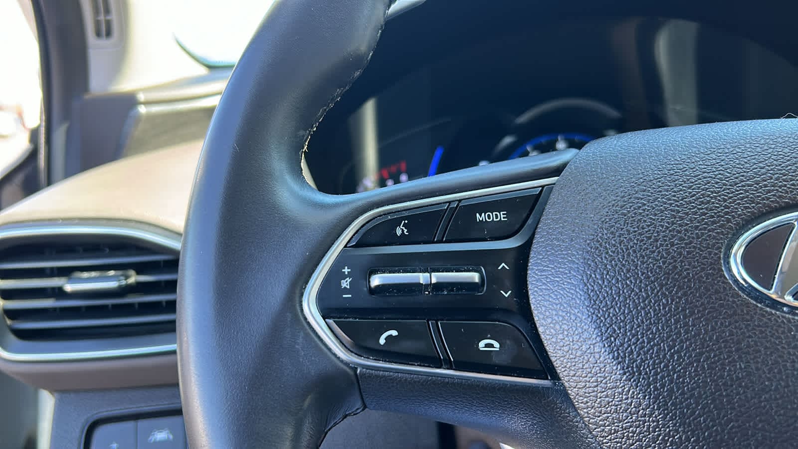 used 2019 Hyundai Santa Fe car, priced at $18,502