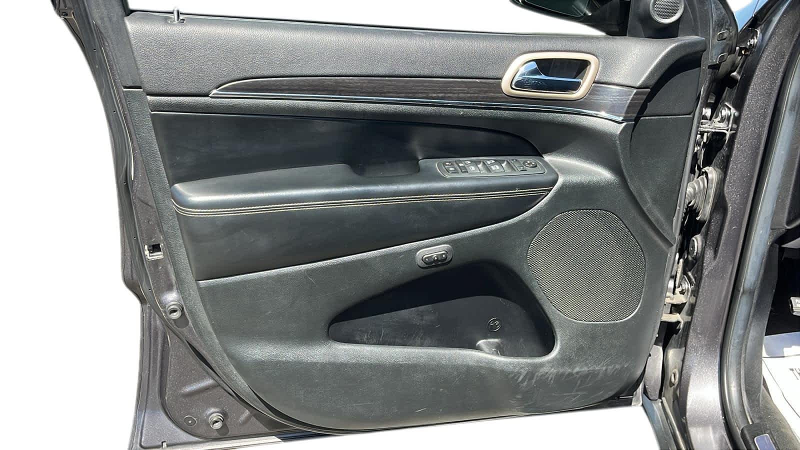 used 2014 Jeep Grand Cherokee car, priced at $10,956