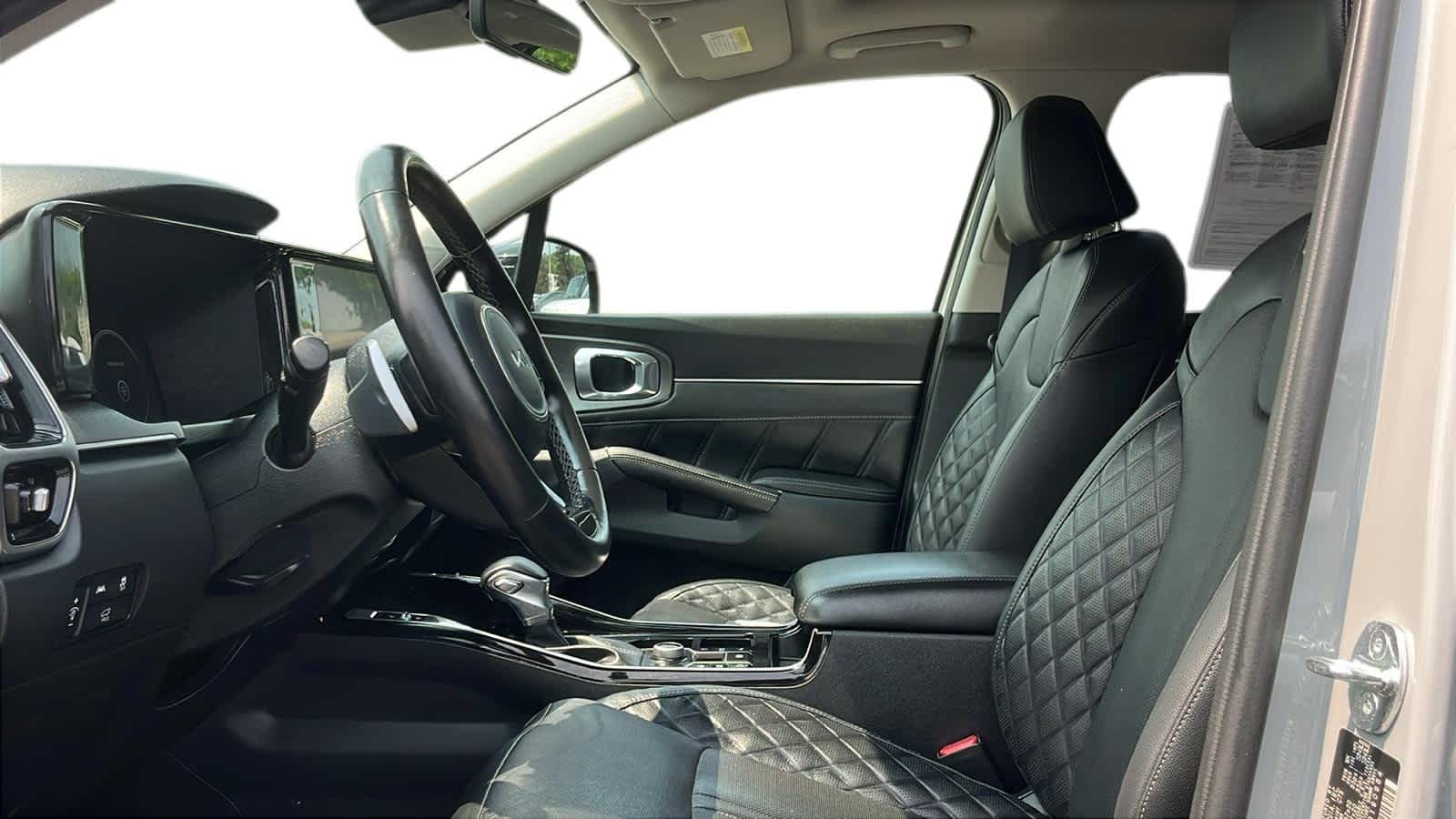used 2023 Kia Sorento car, priced at $31,468